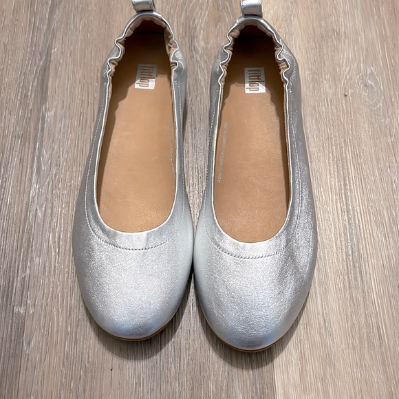 Fitflop Shoes Fitflop Silver Ballet Flats Poshmark